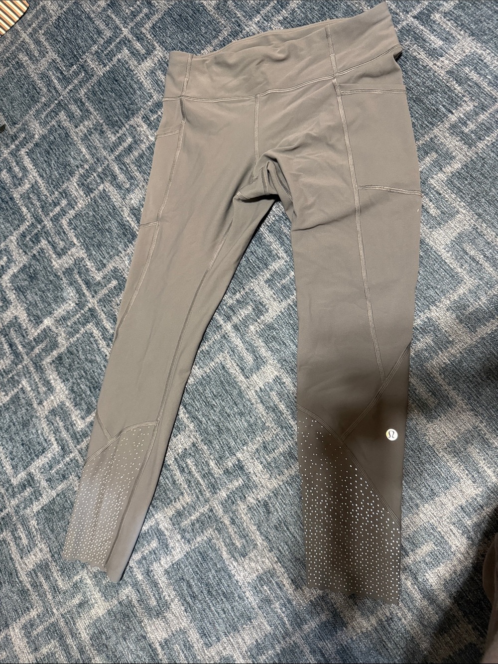 Lululemon Gray compression Leggings with Reflective Dots and scalloped bottom